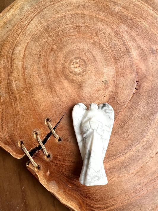 Howlite Pocket Angel (2 inch)